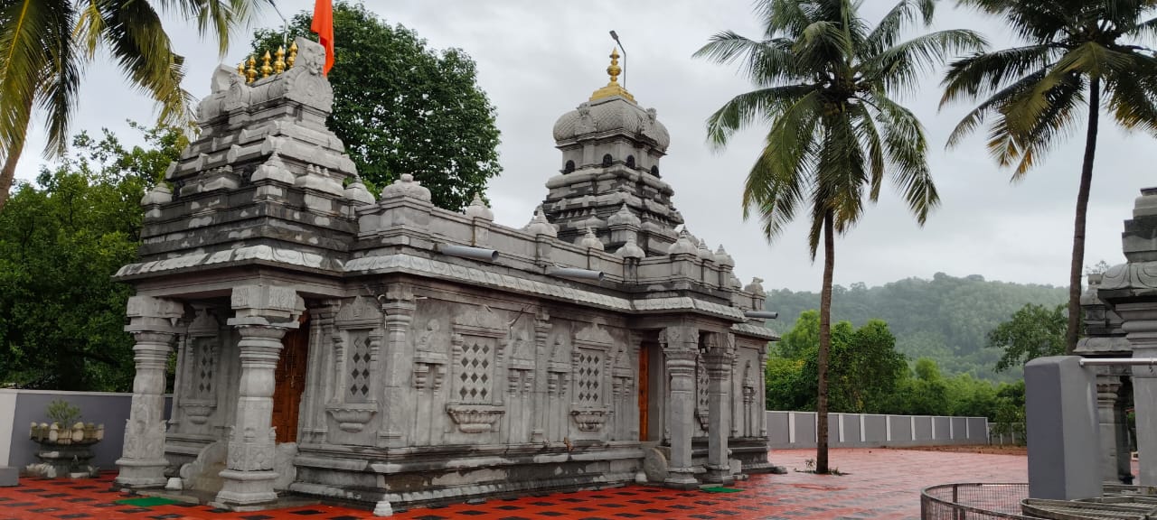 SHRI SHIVALINGESHWARA TEMPLE